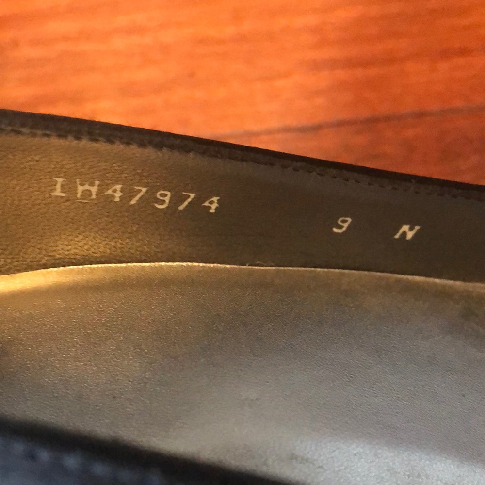 Stuart Weitzman Pumps - image 3